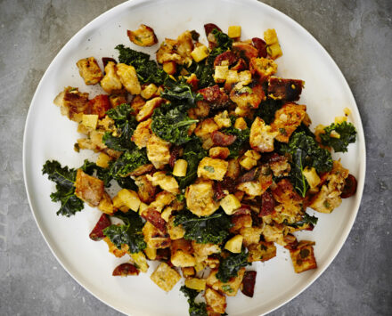 Baked Sourdough Dressing With Kale, Apples & Chorizo 