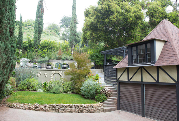 Dianna Agron's Hollywood Hills Home