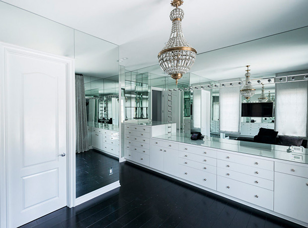 Kylie Jenner Home vanity