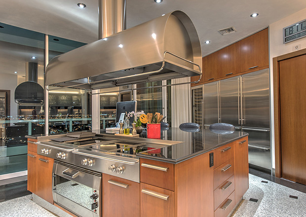 Pharrell Williams Penthouse kitchen