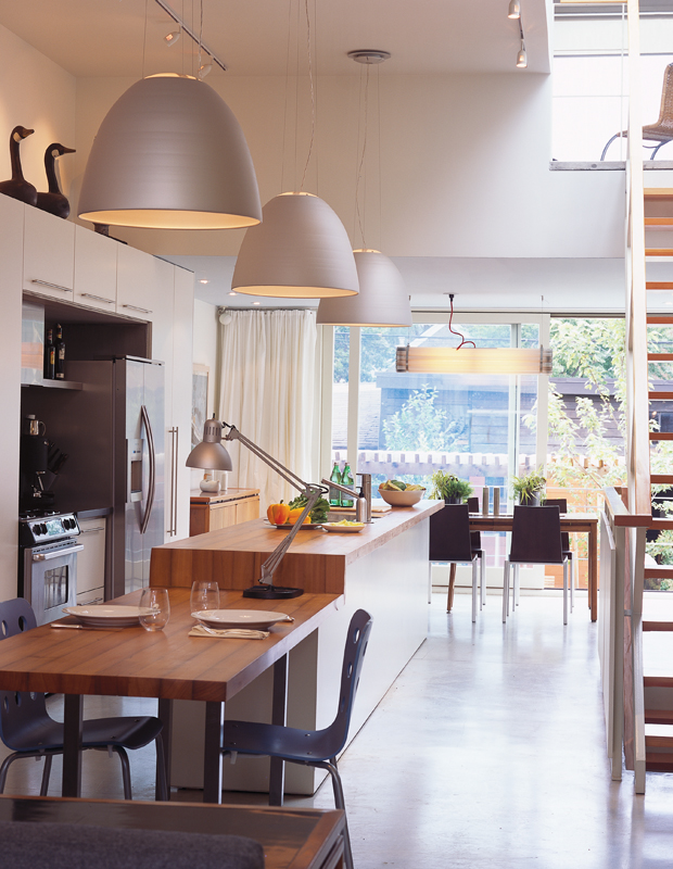 House & Home - 10+ Super Kitchens That Have It All
