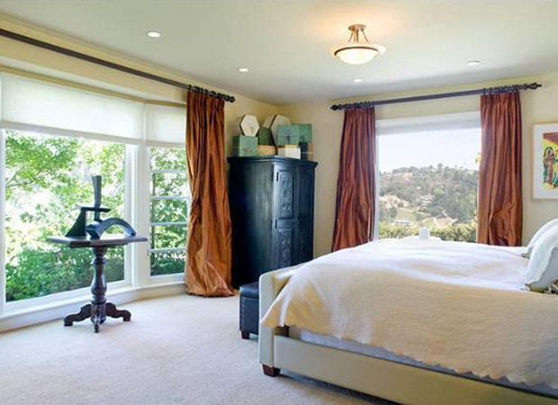 Adam Levine Behati Prinsloo Mansion Master Bedroom