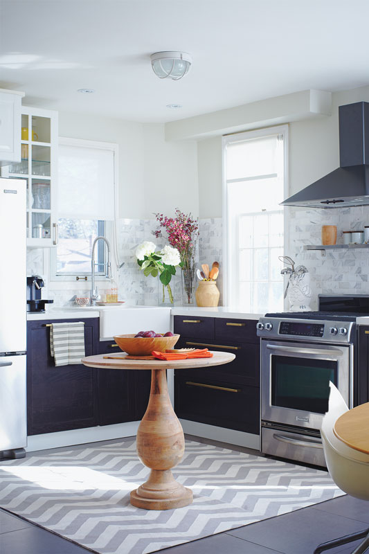 20 Small Kitchens That Prove Size Doesn T Matter House Home