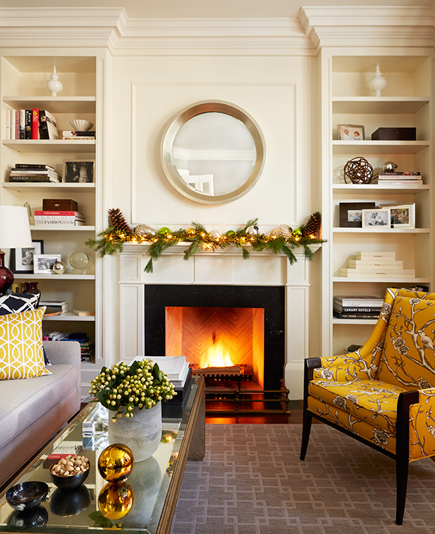 Traditional Holiday Decorating Style