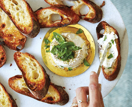 Herb-Marinated Chèvre