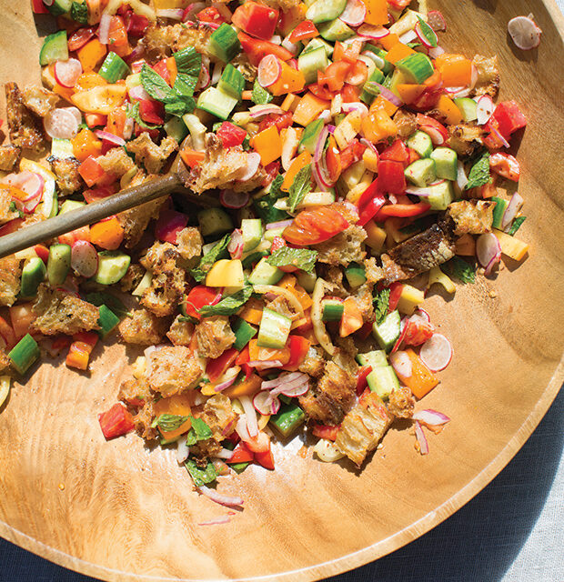 Fattoush With Country Bread