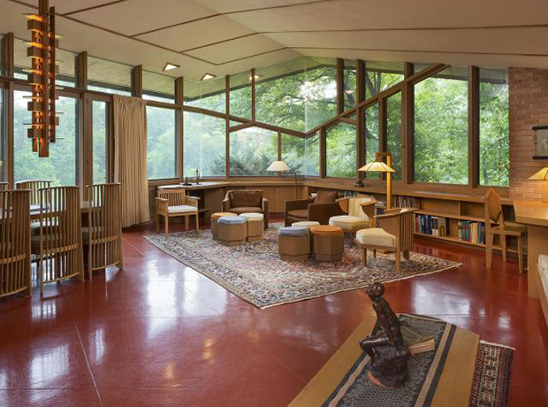 House & Home - 13-frank-lloyd-wright-Parklands-dining-room-and-family-room