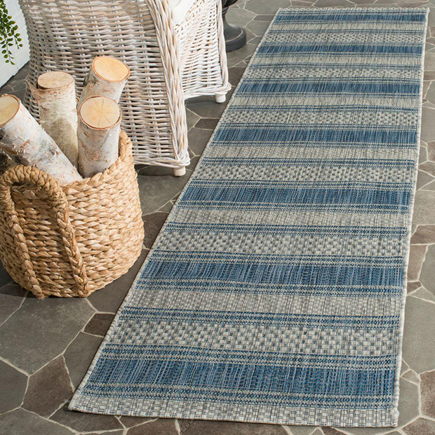 Picking a Farmhouse Outdoor Rug – Hallstrom Home