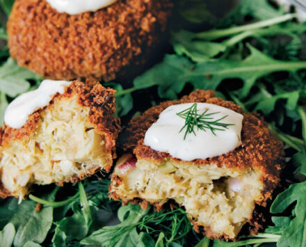 Crispy Crabless Cakes