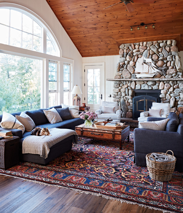 40 Cozy Living Rooms You Ll Want To, Cottage Area Rugs Canada