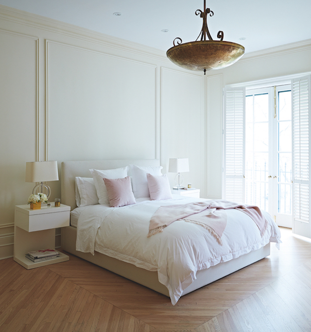 Cream bedroom with touches of pink and gold