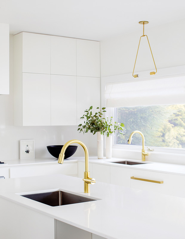 Hidden minimalist kitchen designer Peter Wilds
