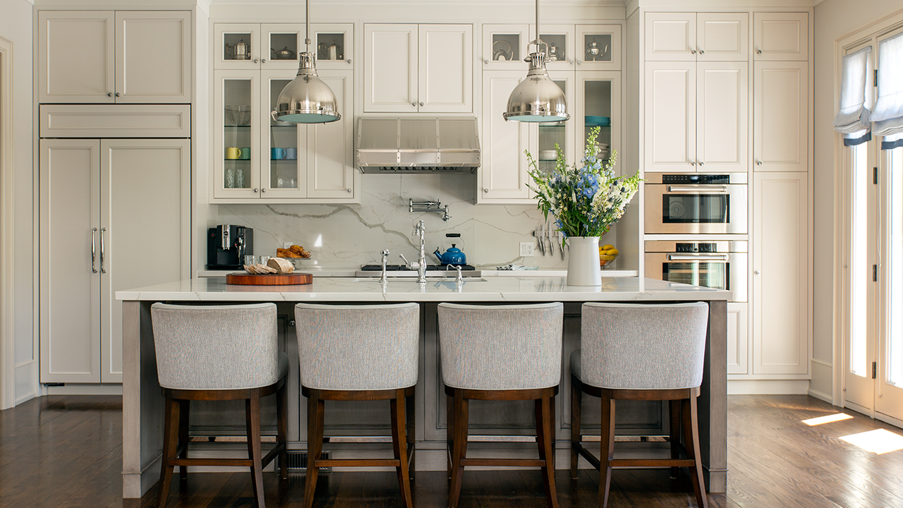 House & Home - Budget Breakdown: Discover What This Luxury Kitchen ...