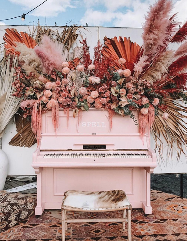 @nikau.flowerbar pink piano with blooms