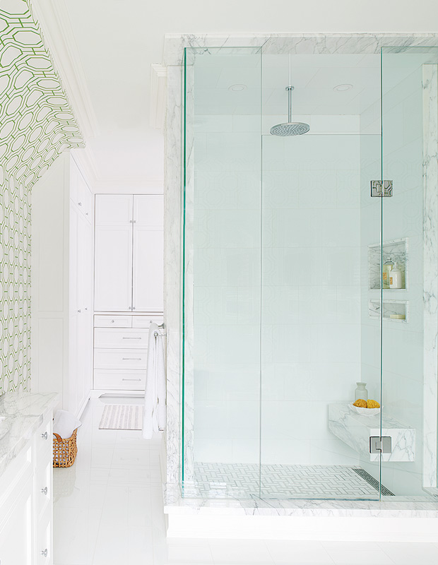 fresh and preppy bathroom glass shower
