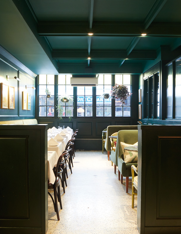 French restaurant La Banane glossy teal lacquered walls