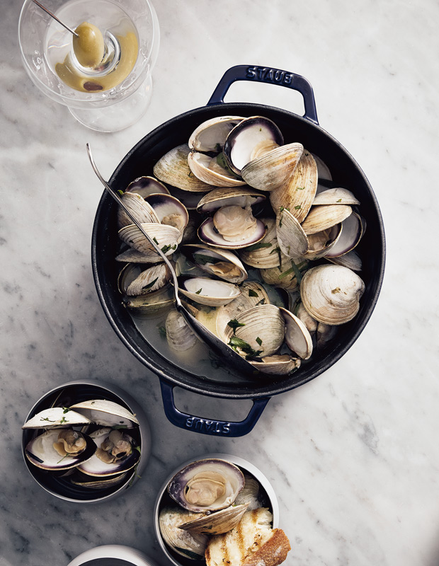 one pot/pan meals clams in white wine sauce