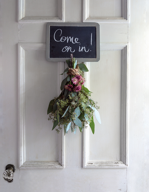 holiday entertaining tips front door greeting