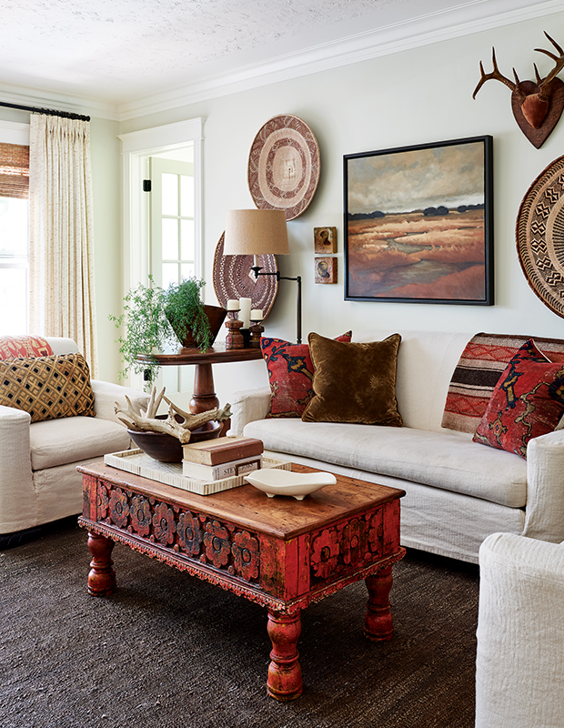 House & Home - 10+ Rooms That Embody Fall Decorating