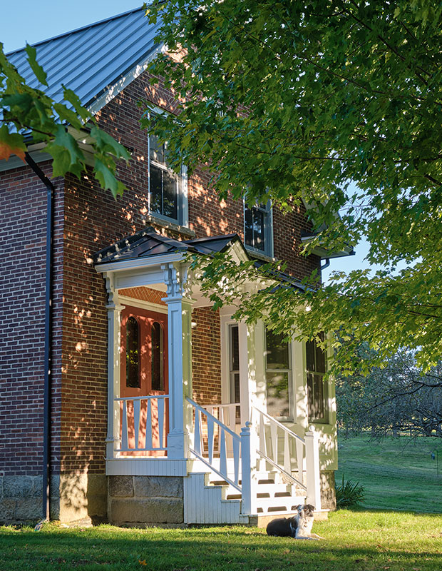 charming quebec farmhouses