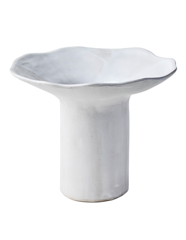 mid-century modern accents