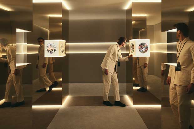Mirrored room from the Range Rover Milan Design Week exhibition.