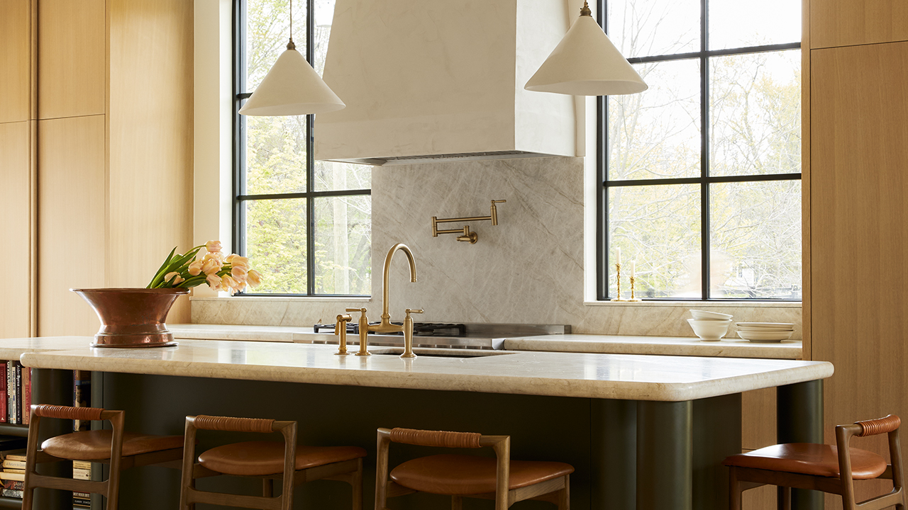 House & Home - Inside a Newly Built Farmhouse on Ontario’s Niagara ...